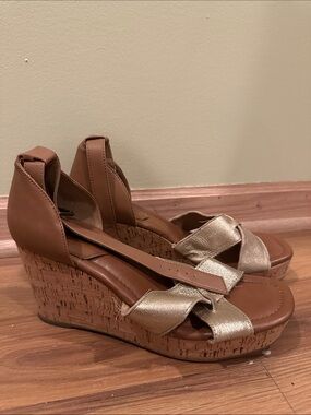 Crown Vintage Brown Cork Wedges with Gold Metallic Straps